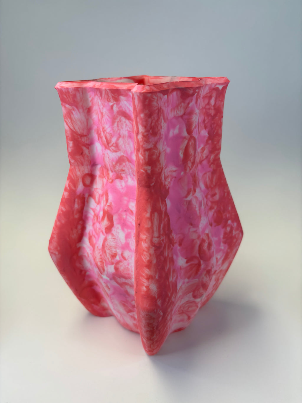 Pink contempt vase