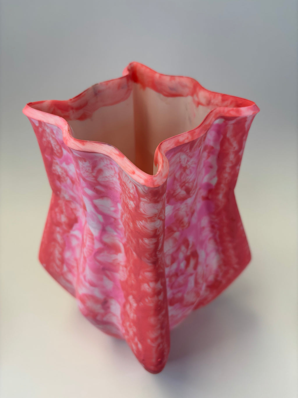 Pink contempt vase