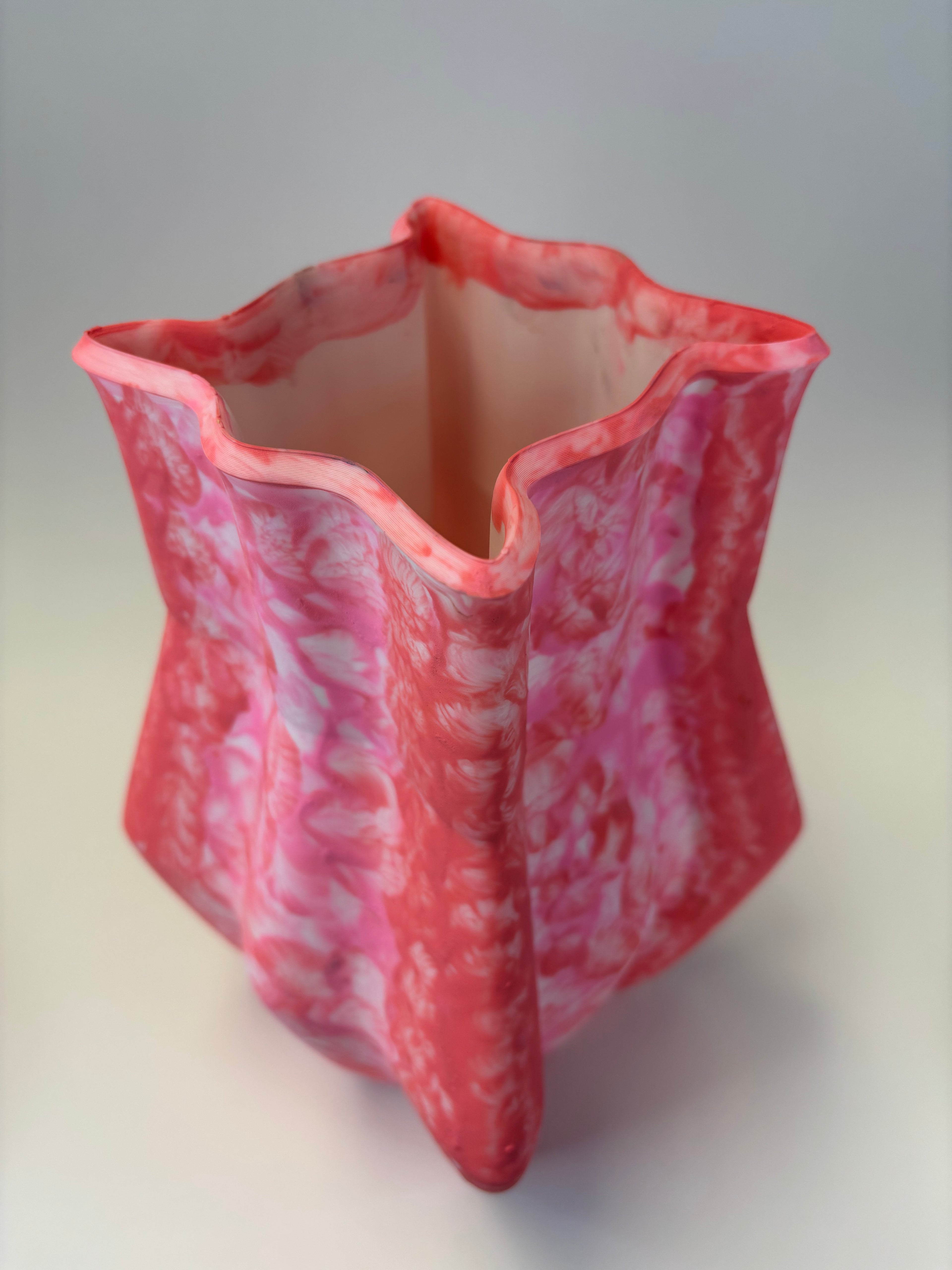 Pink contempt vase
